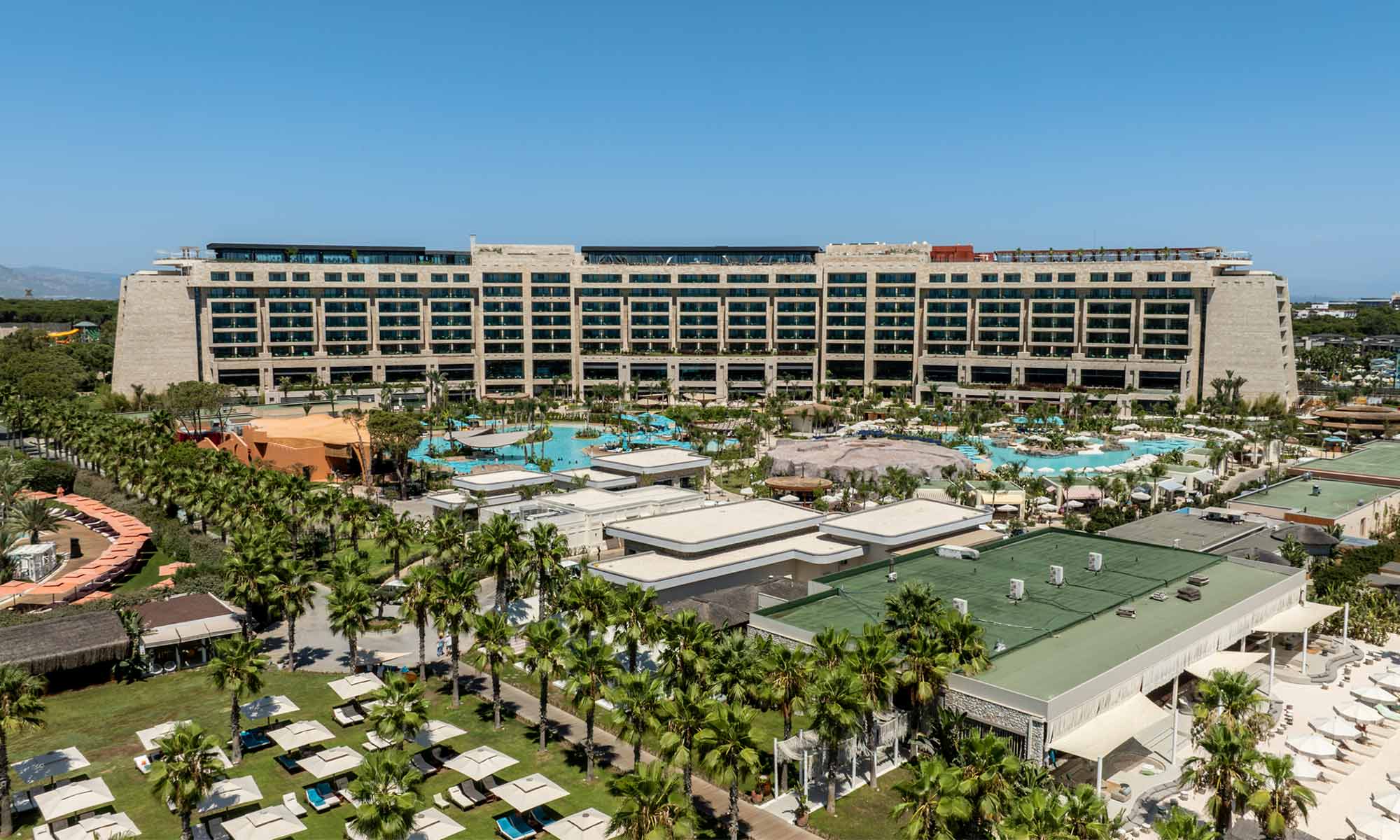 REGNUM THE CROWN - ANTALYA (LAGOON VILLAS COMPLETED 2024- MAIN BUILDING COMPLETED 2025)